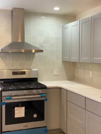 Main picture of 221 Market St