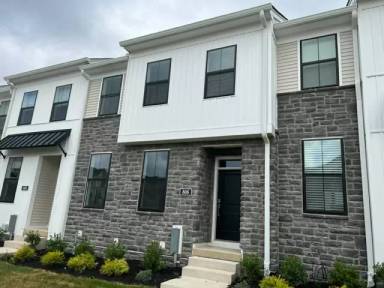Main picture of 806 Hoopes Ln