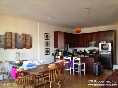 Main picture of 1438 W Belmont Ave