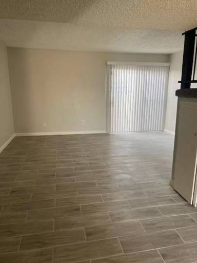 Main picture of 4435 Parker Ave