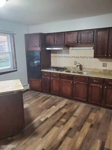 Main picture of 341 Yates Ave
