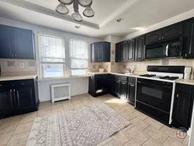 Main picture of 1119 Stadium Ave