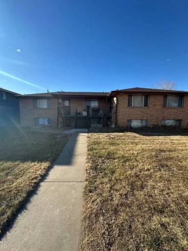 Main picture of 905 28th Ave