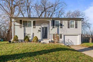 Main picture of 9616 Wallace Ave