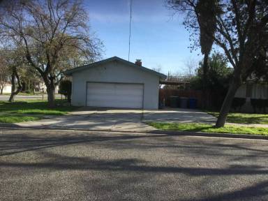 Main picture of 910 Brookdale Dr