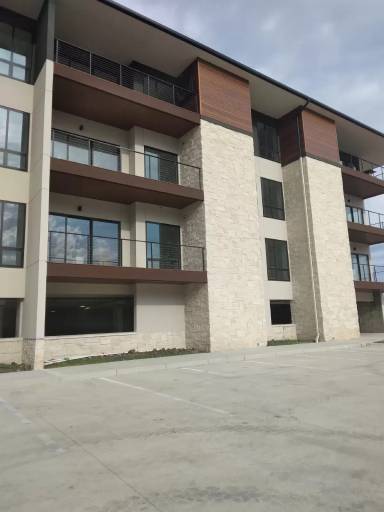 Main picture of 3010 Fieldhouse Cir