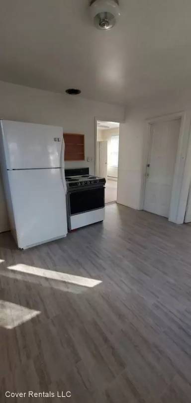 Main picture of 410 Adams St