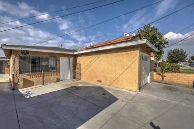 Main picture of 1479 S Reservoir St