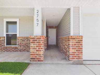 Main picture of 2757 Paisley Rd