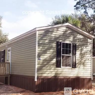 Main picture of 106 Little Star Rd