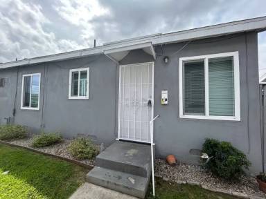 Main picture of 381 N 7th St