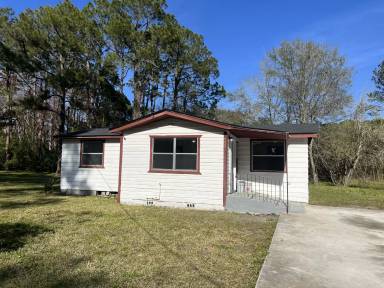 Main picture of 7437 Oriole St