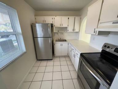 Main picture of 505 NW 177th St Apartments