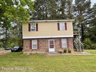 Main picture of 1322 Sportsmans Trl