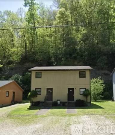 Main picture of 239 Haywood Ln