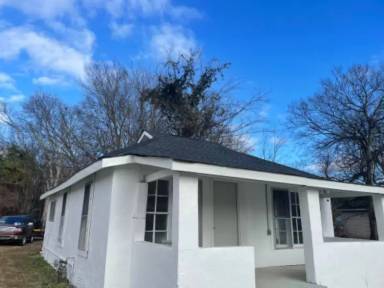 Main picture of 1110 E 20th St