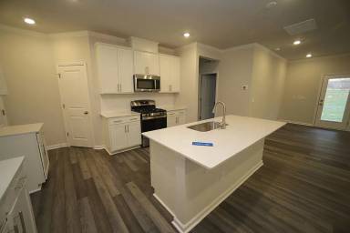 Main picture of 2235 Cape May Ln