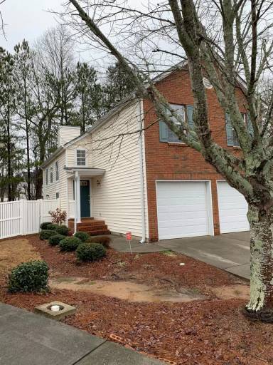 Main picture of 835 Camelon Ct