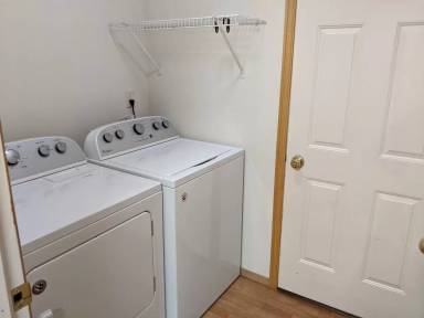 Main picture of 1015 N River Rock Dr