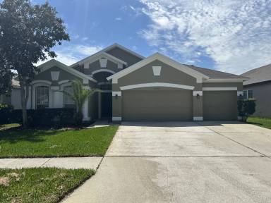 Main picture of 30536 Lanesborough Cir