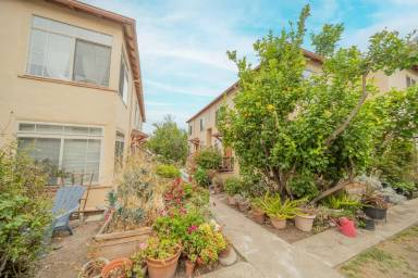 Main picture of 2526 Ivy Dr