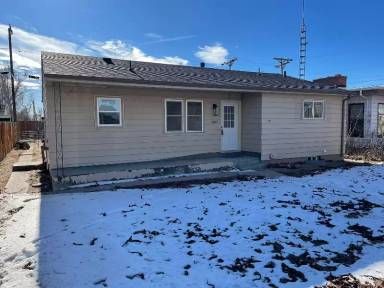 Main picture of 2607 E 18th St