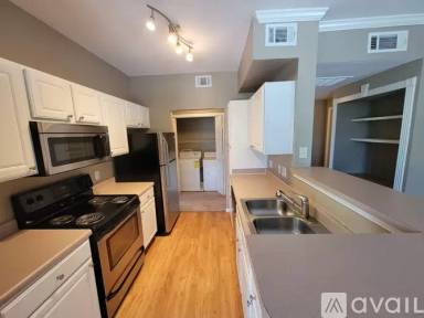 Main picture of 1100 Wonder World Dr