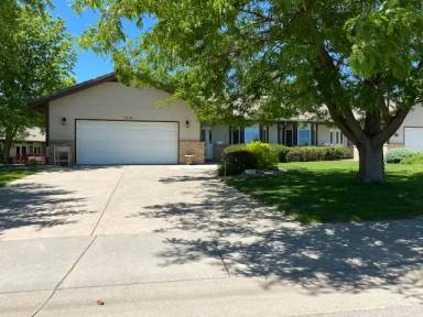 Main picture of 3615 Jolly Ln