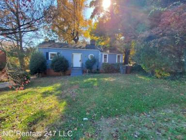 Main picture of 709 W Wendover Ave