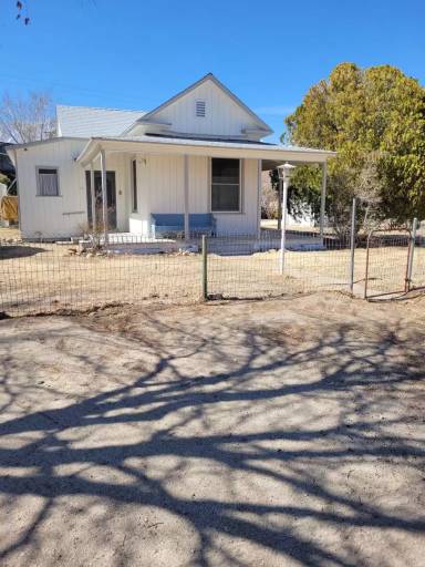 Main picture of 211 S Washington St