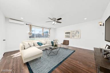Main picture of 612 N Sycamore Ave