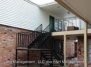 Main picture of 4910 Saxon Dr