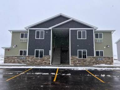Main picture of 6260 N Freedom Rd