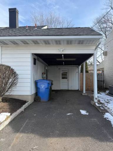 Main picture of 80 McKinley Ave