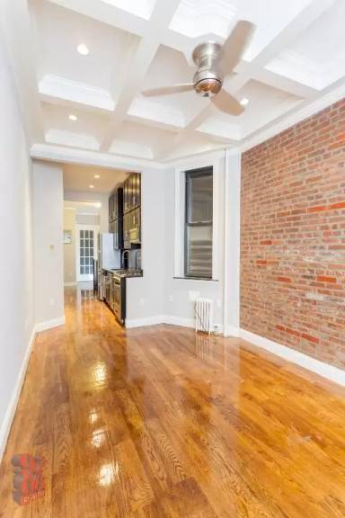 Main picture of 115 1st Ave