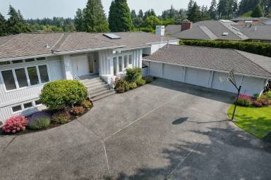 Main picture of 9025 NE 26th St