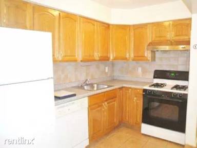 Main picture of 1228 31st Dr