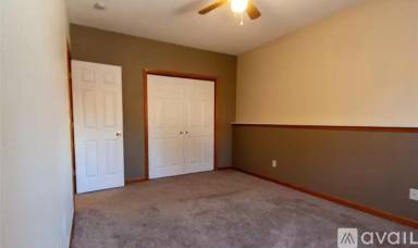 Main picture of 907 Dimaggio Dr