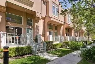 Main picture of 148 Cottonwood Ct
