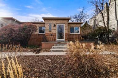 Main picture of 3105 N Raleigh St
