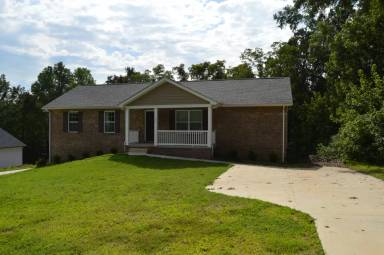 Main picture of 132 Springfield Rd