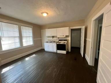 Main picture of 306 35th St