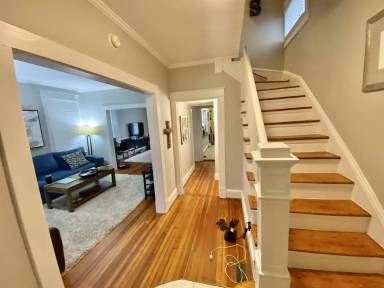 Main picture of 630 New York Ave
