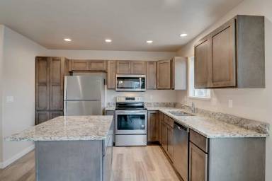 Main picture of 518 Sparrow Rd