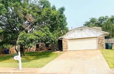 Main picture of 1015 Taurus Dr