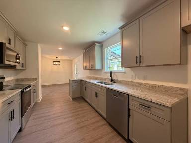 Main picture of 1064 Javier Dr