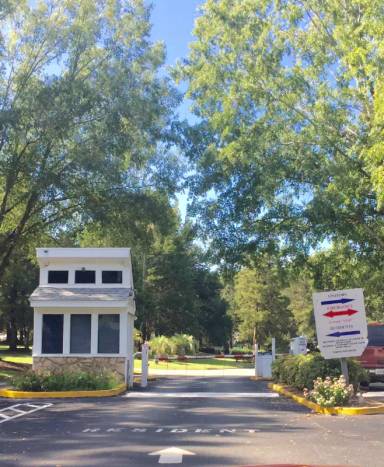Main picture of 129 Leeward Rd