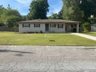 Main picture of 1000 SE 28th St