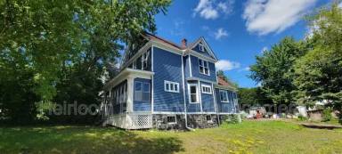 Main picture of 430 N 22nd Ave W