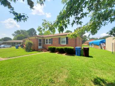 Main picture of 802 Hillwell Rd